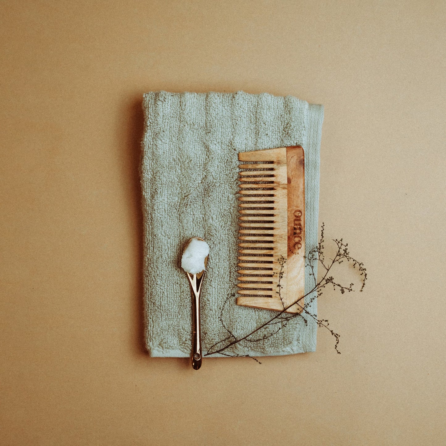DETANGLER/SHAMPOO NEEM COMB