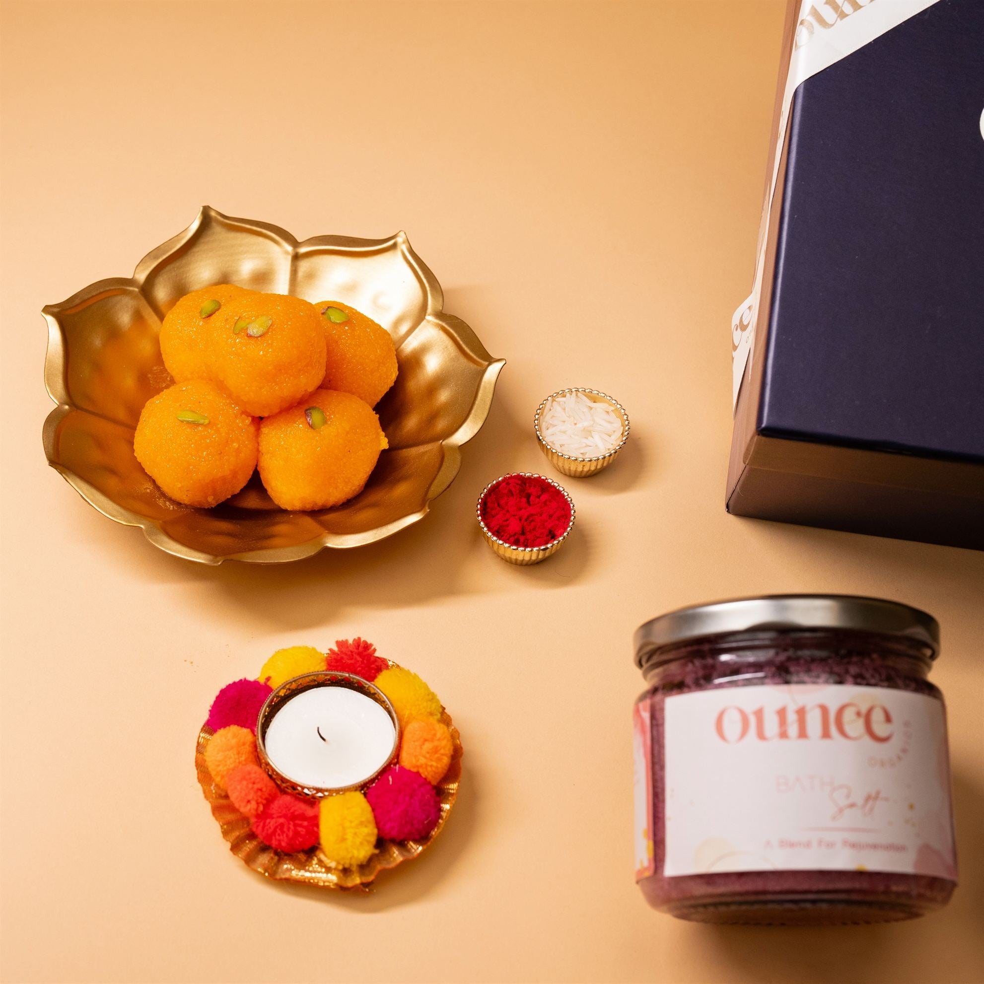 ⁠THREAD OF LOVE: RAKHI GIFT BOX